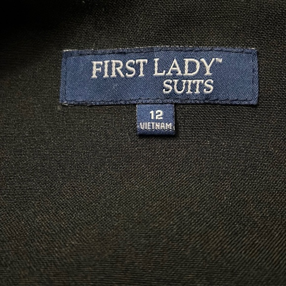First Lady Suits - Picture 4 of 6